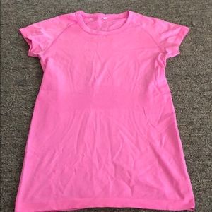 Lulu lemon swiftly tech t shirt
